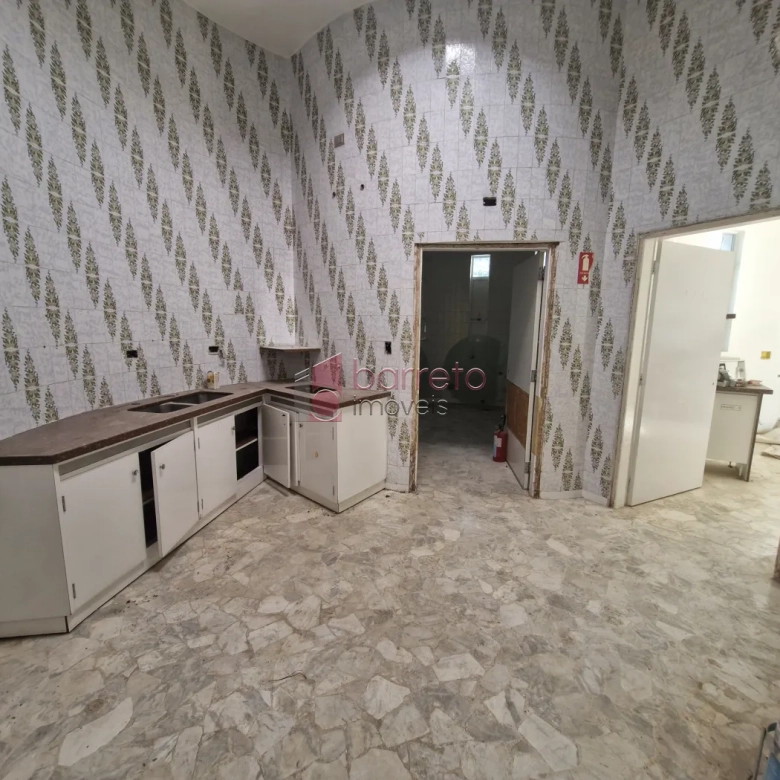 CASA COMERCIAL PARA LOCAÇÃO NO ANHANGABAÚ – JUNDIAÍ/SP
