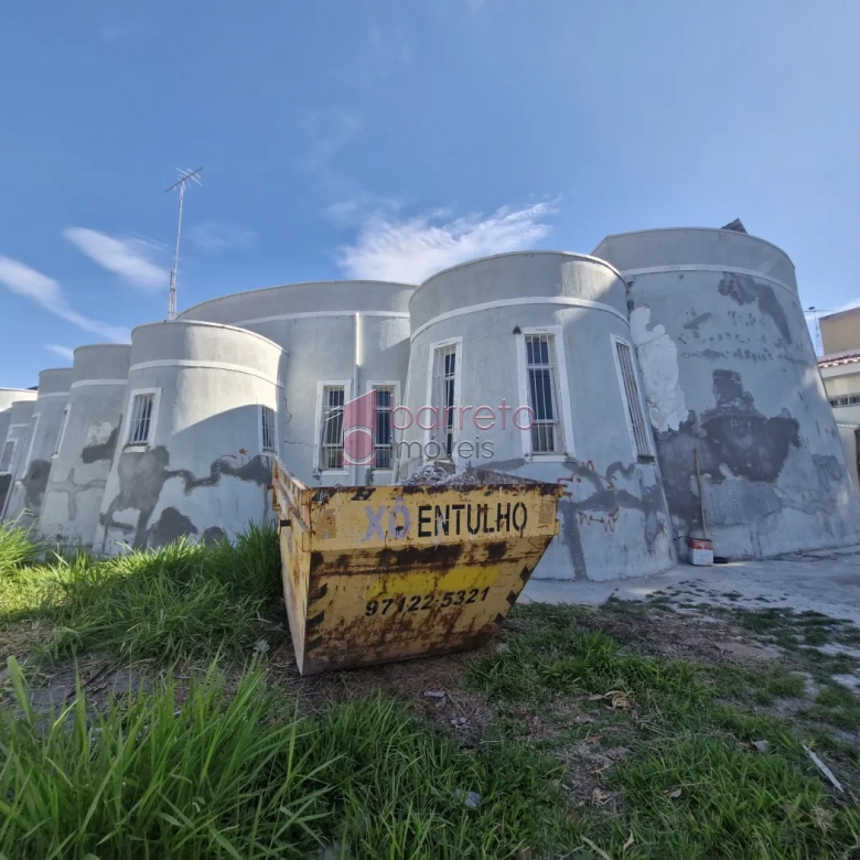 CASA COMERCIAL PARA LOCAÇÃO NO ANHANGABAÚ – JUNDIAÍ/SP