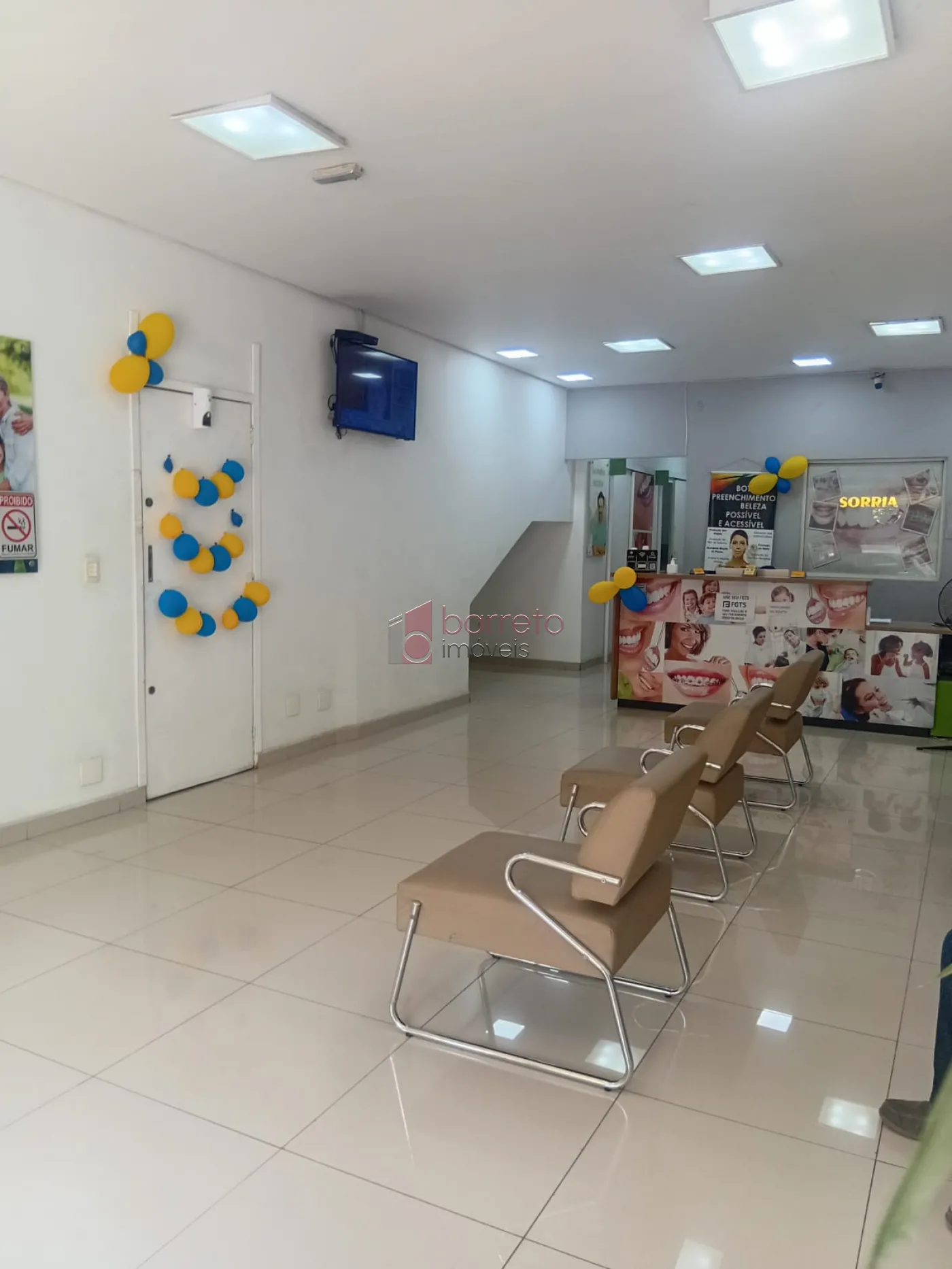 PRÉDIO COMERCIAL COM 03 PAVIMENTOS À VENDA NO CENTRO DE JUNDIAÍ/SP