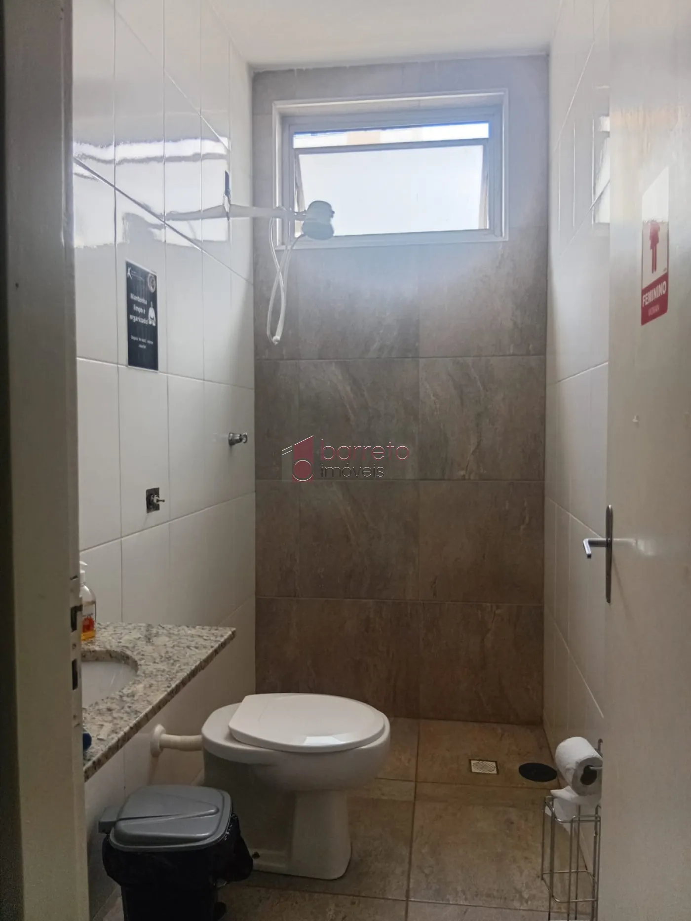 PRÉDIO COMERCIAL COM 03 PAVIMENTOS À VENDA NO CENTRO DE JUNDIAÍ/SP