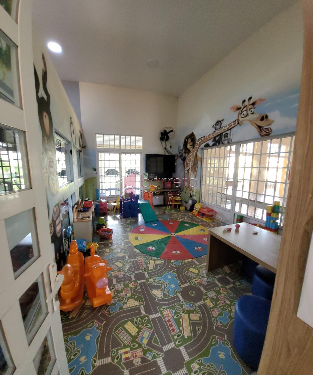 CASA À VENDA NO CONDOMÍNIO RESERVA DA SERRA NO BAIRRO MEDEIROS EM JUNDIAÍ/SP
