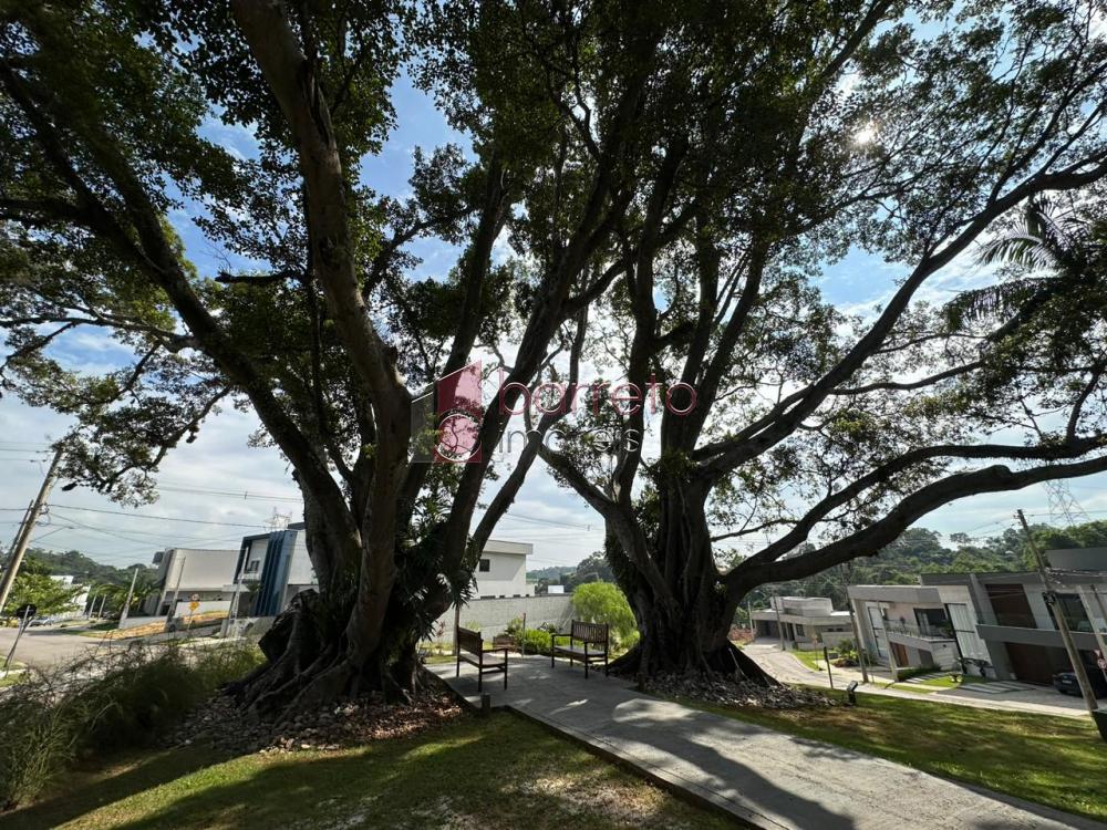 TERRENO À VENDA NO CONDOMÍNIO BELLA VITTÁ EM JUNDIAÍ/SP