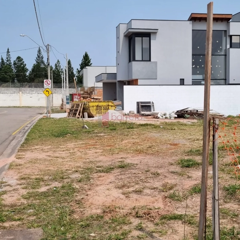 TERRENO À VENDA NO CONDOMÍNIO BELLA VITTÁ EM JUNDIAÍ/SP