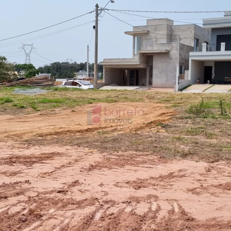 TERRENO À VENDA NO CONDOMÍNIO BELLA VITTÁ EM JUNDIAÍ/SP