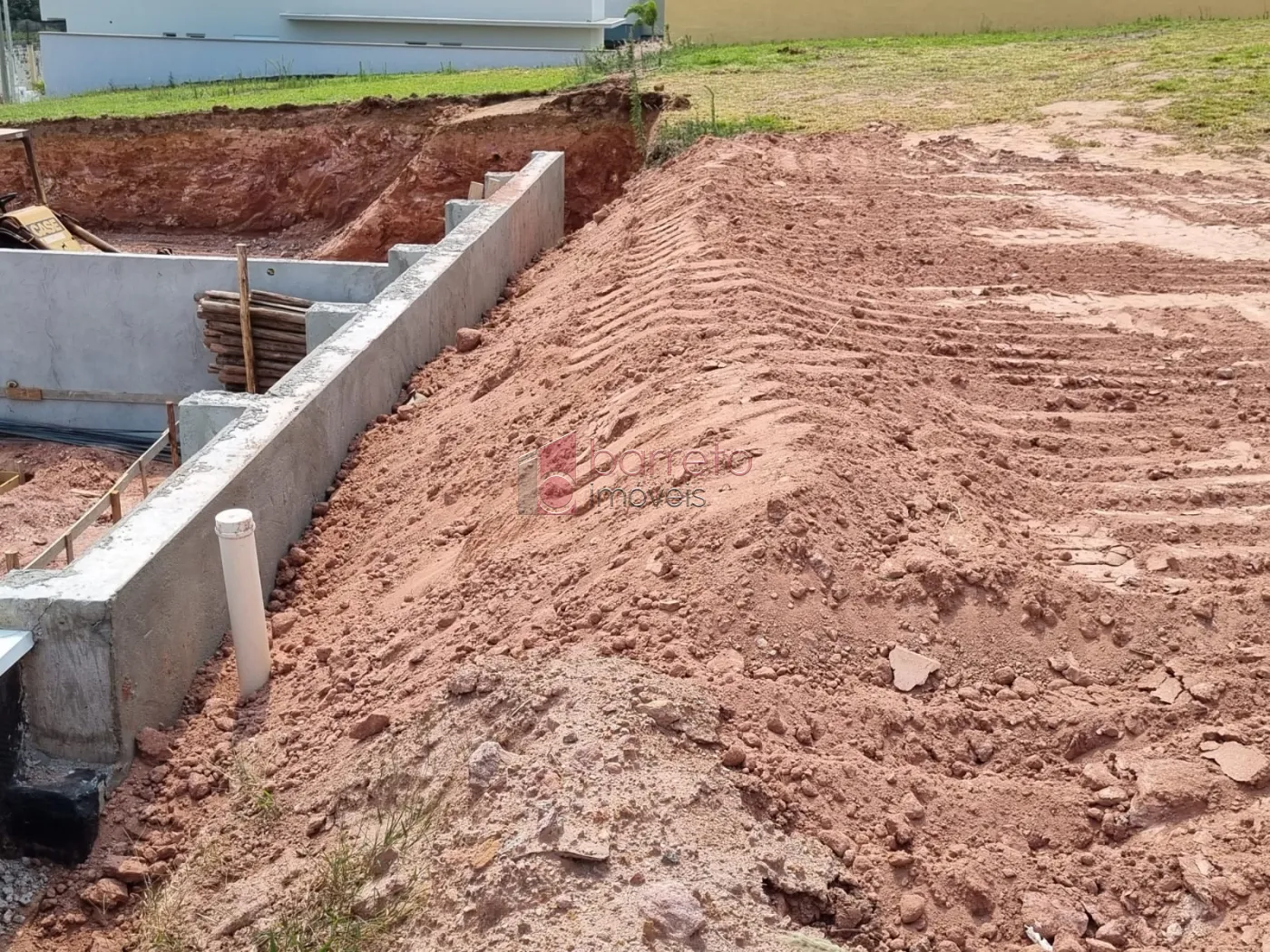 TERRENO À VENDA NO CONDOMÍNIO BELLA VITTÁ EM JUNDIAÍ/SP