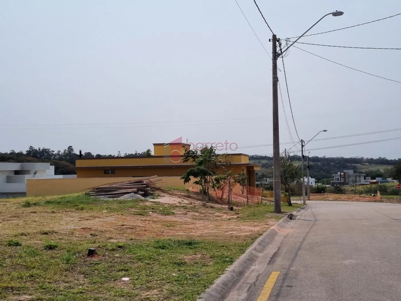 TERRENO À VENDA NO CONDOMÍNIO BELLA VITTÁ EM JUNDIAÍ/SP