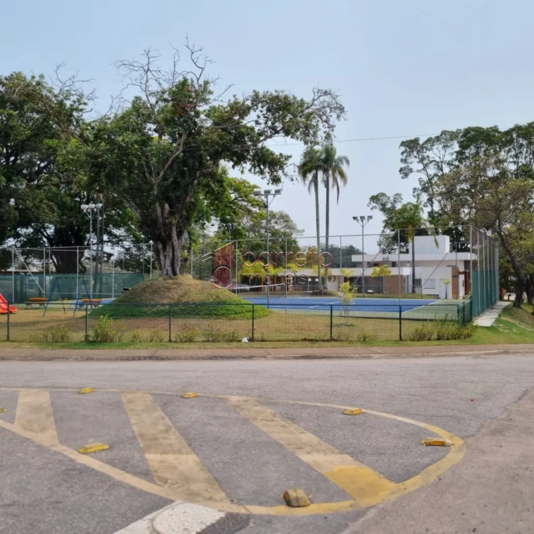 TERRENO À VENDA NO CONDOMÍNIO BELLA VITTÁ EM JUNDIAÍ/SP