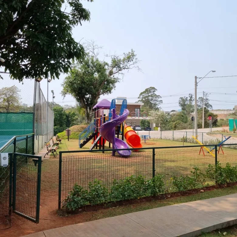 TERRENO À VENDA NO CONDOMÍNIO BELLA VITTÁ EM JUNDIAÍ/SP