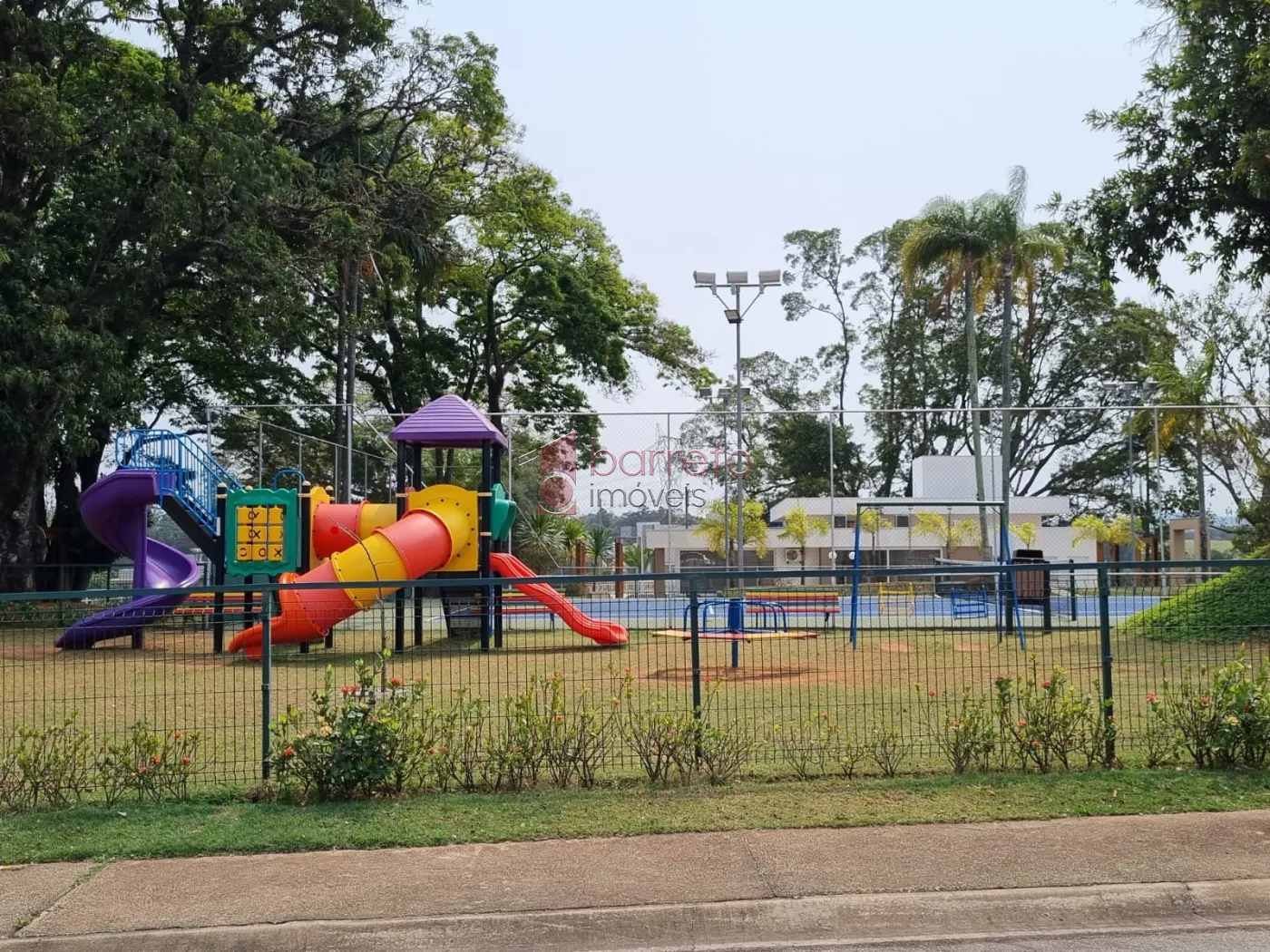 TERRENO À VENDA NO CONDOMÍNIO BELLA VITTÁ EM JUNDIAÍ/SP