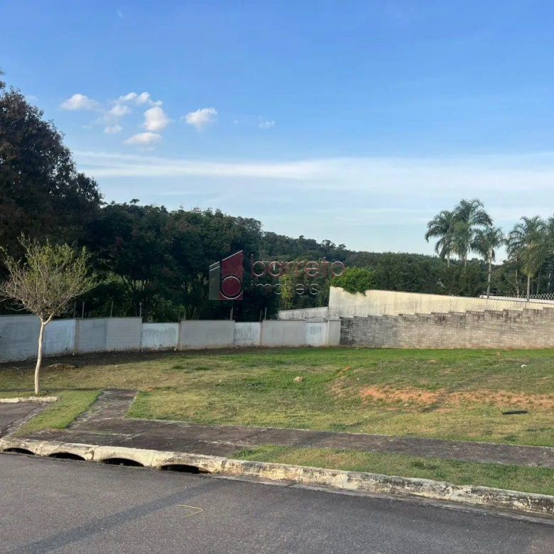 BELO LOTE NO CONDOMÍNIO EXCLUSIVO ALAMEDA DOS RESEDÁS – BAIRRO DA MALOTA – JUNDIAÍ/SP