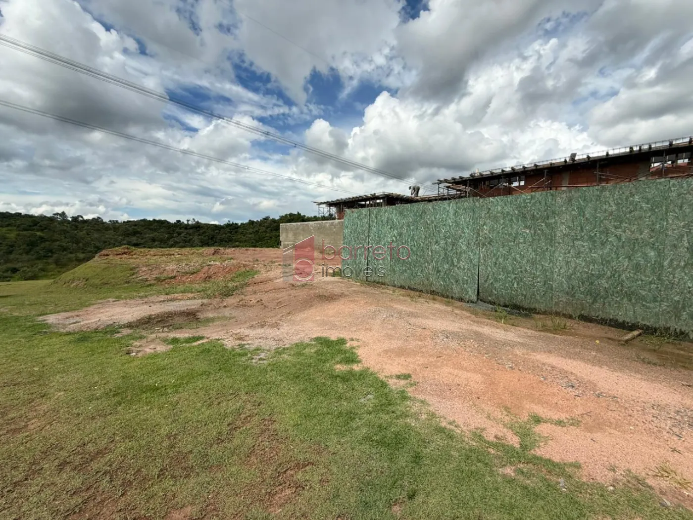 TERRENO DE 420 M² À VENDA NO CONDOMÍNIO PORTAL DOS LAGOS EM JUNDIAÍ/SP