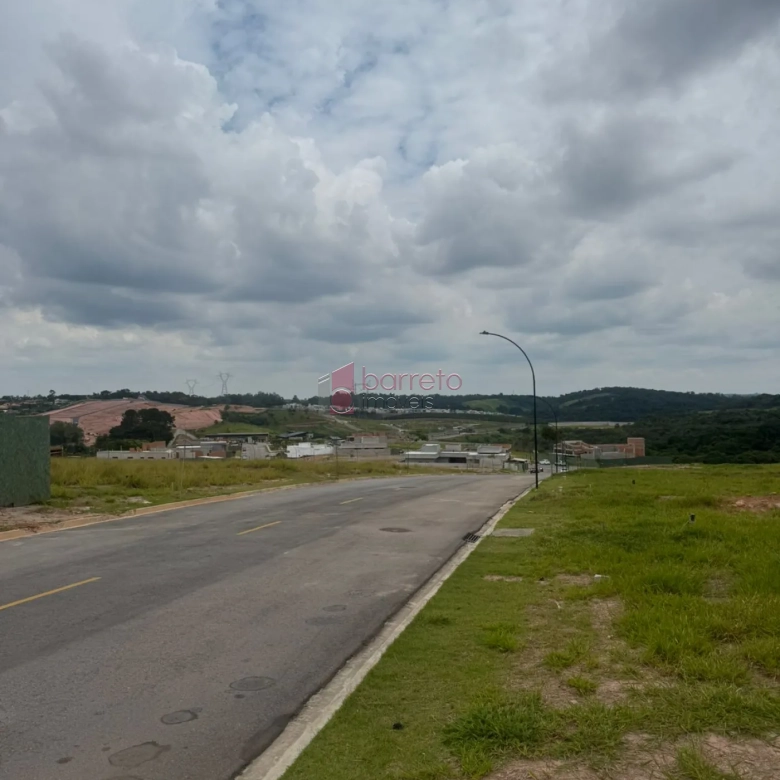 TERRENO À VENDA CONDOMÍNIO PORTAL DOS LAGOS – CURRUPIRA – JUNDIAÍ/SP