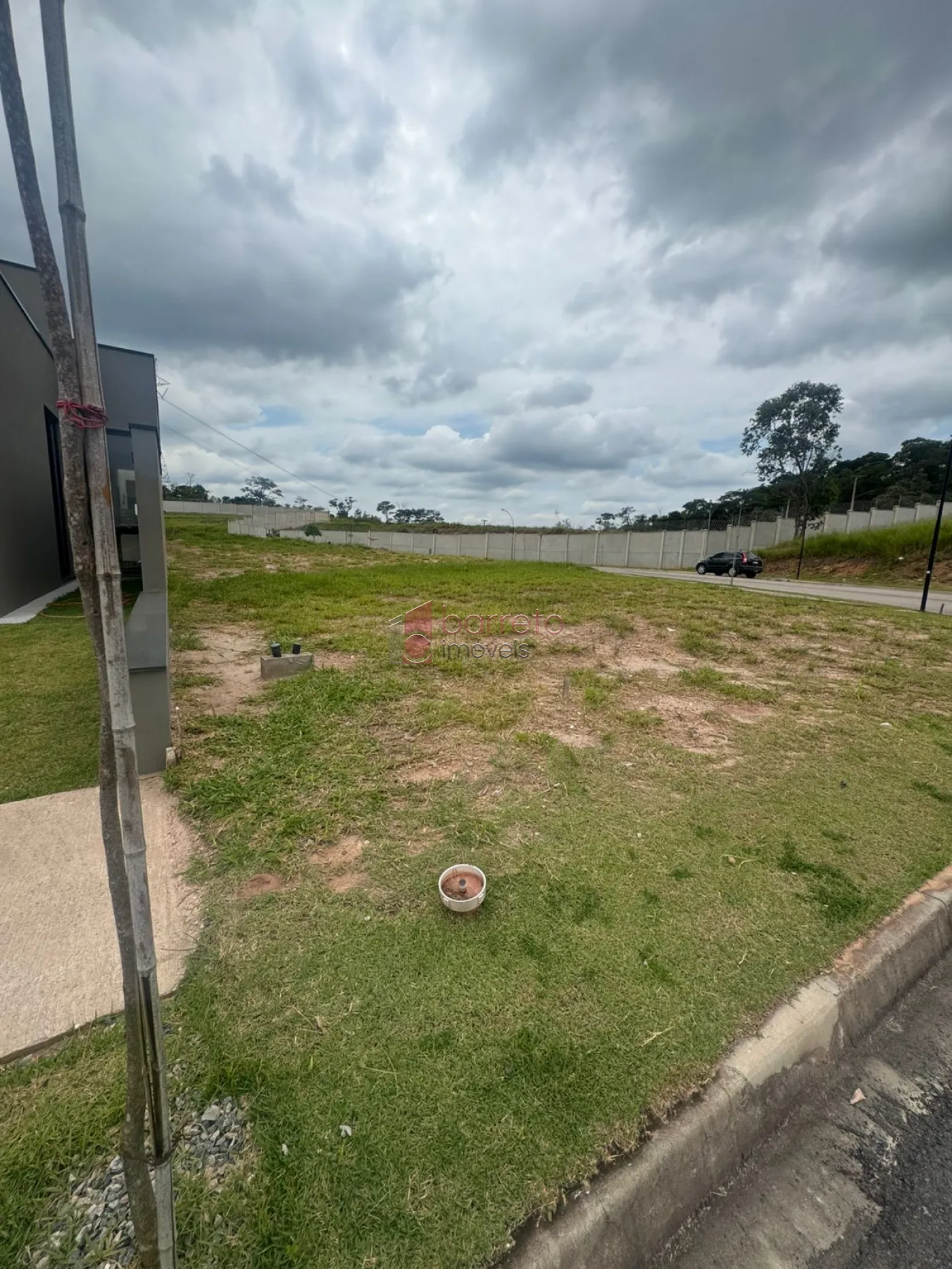TERRENO À VENDA CONDOMÍNIO PORTAL DOS LAGOS – CURRUPIRA – JUNDIAÍ/SP