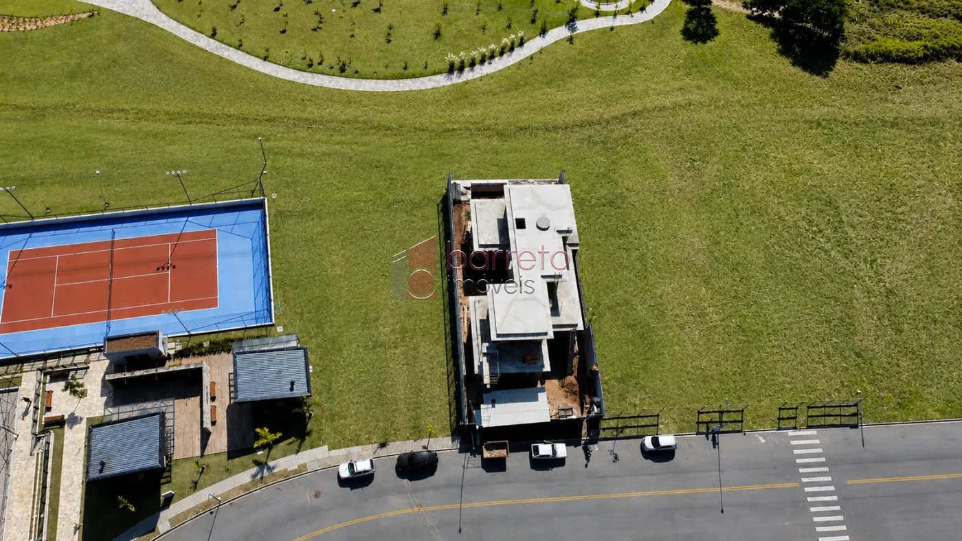 TERRENO DE 420 M² À VENDA NO CONDOMÍNIO PORTAL DOS LAGOS EM JUNDIAÍ/SP