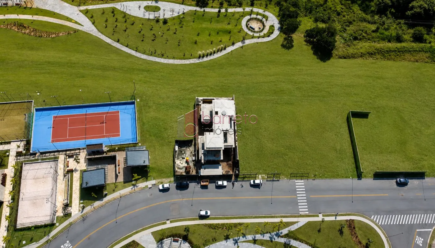 TERRENO DE 420 M² À VENDA NO CONDOMÍNIO PORTAL DOS LAGOS EM JUNDIAÍ/SP