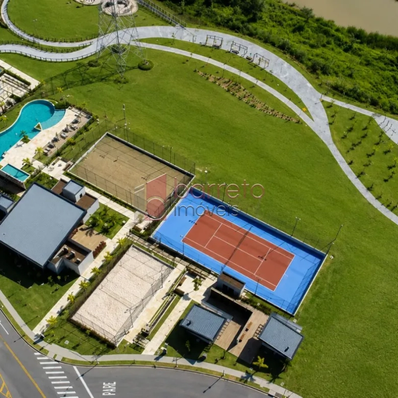 TERRENO DE 420 M² À VENDA NO CONDOMÍNIO PORTAL DOS LAGOS EM JUNDIAÍ/SP