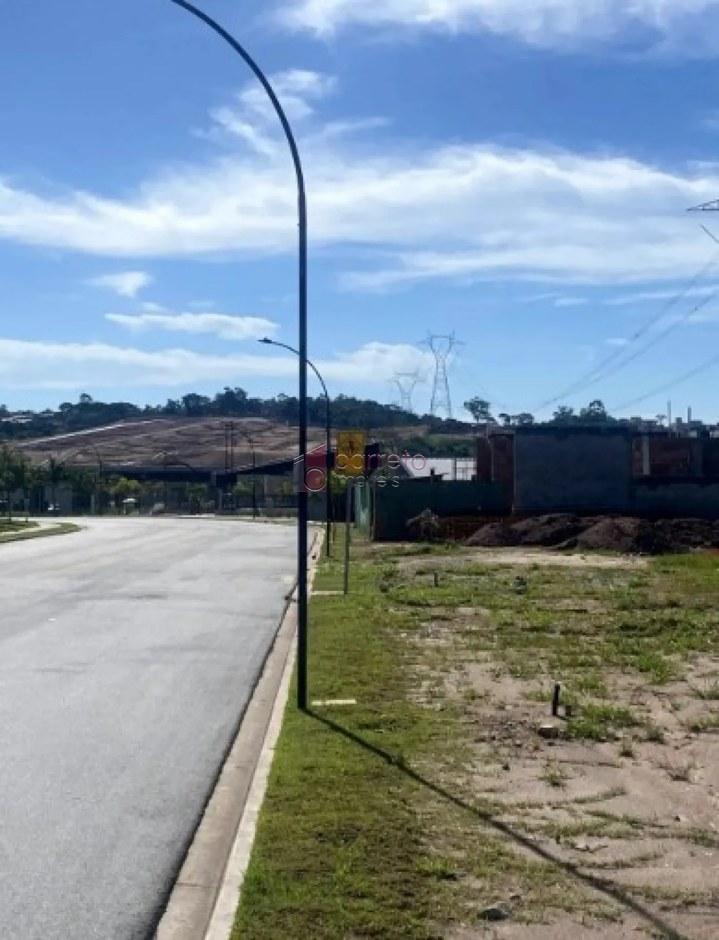 TERRENO À VENDA NO CONDOMÍNIO PORTAL DOS LAGOS – JUNDIAÍ/SP