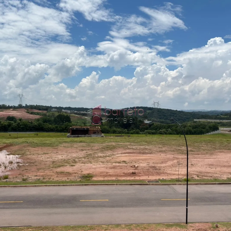 TERRENO À VENDA NO CONDOMÍNIO PORTAL DOS LAGOS – JUNDIAÍ/SP