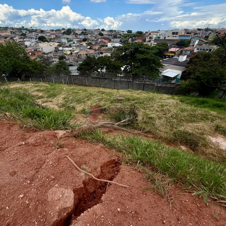 TERRENO À VENDA – PORTAL DA COLINA – JUNDIAÍ/SP