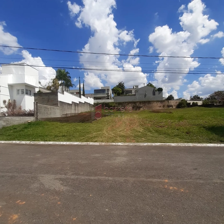 TERRENO À VENDA NO CONDOMÍNIO TERRAS DE SÃO CARLOS EM JUNDIAÍ/SP