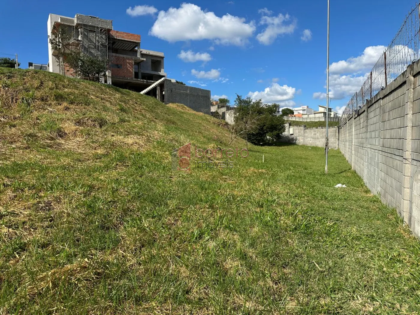 TERRENO PARA VENDA NO CONDOMÍNIO TERRAS DE JUNDIAÍ – JUNDIAÍ/SP