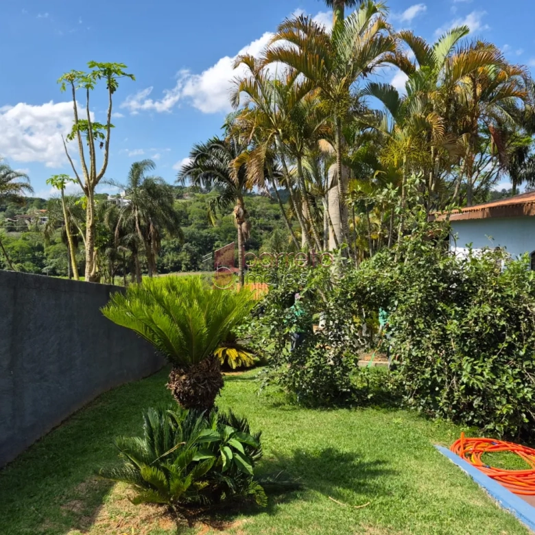 CHÁCARA COM 2.610 M² À VENDA NO LOTEAMENTO IARA EM ATIBAIA/SP
