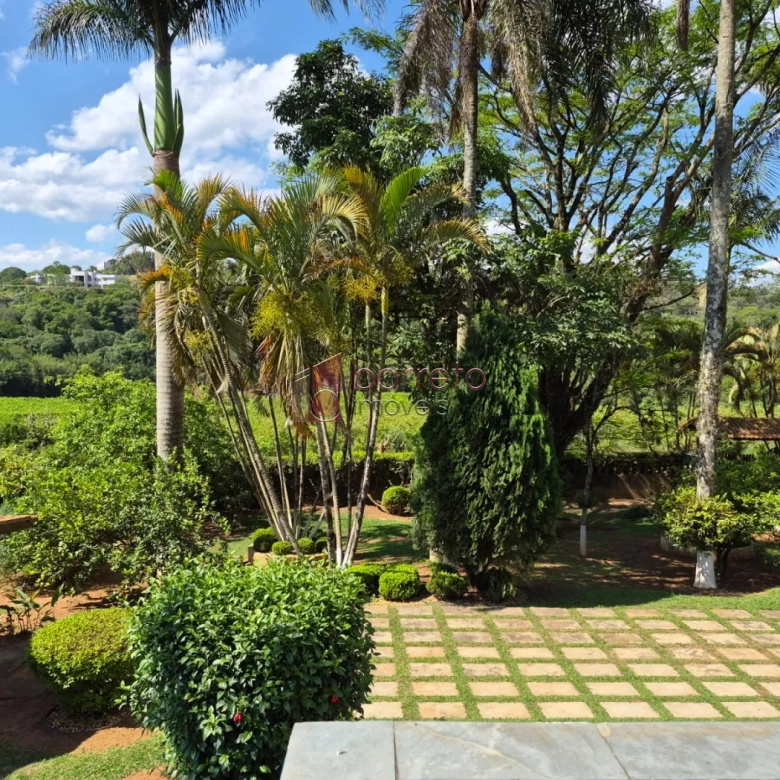 CHÁCARA COM 2.610 M² À VENDA NO LOTEAMENTO IARA EM ATIBAIA/SP