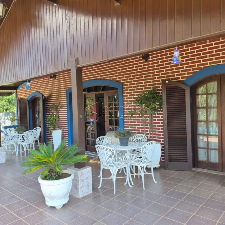 CHÁCARA COM 2.610 M² À VENDA NO LOTEAMENTO IARA EM ATIBAIA/SP