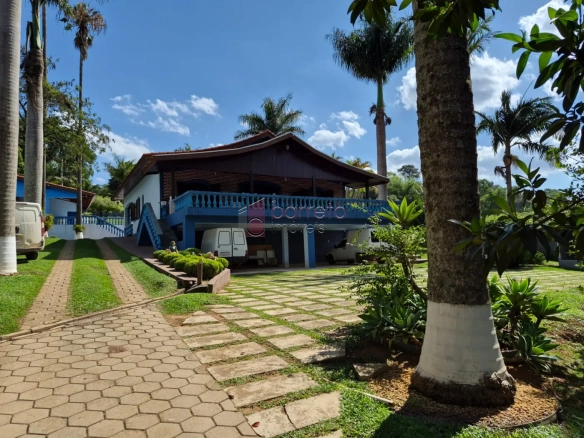 CHÁCARA COM 2.610 M² À VENDA NO LOTEAMENTO IARA EM ATIBAIA/SP