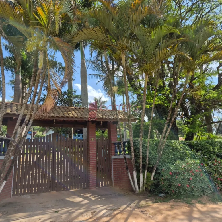 CHÁCARA COM 2.610 M² À VENDA NO LOTEAMENTO IARA EM ATIBAIA/SP