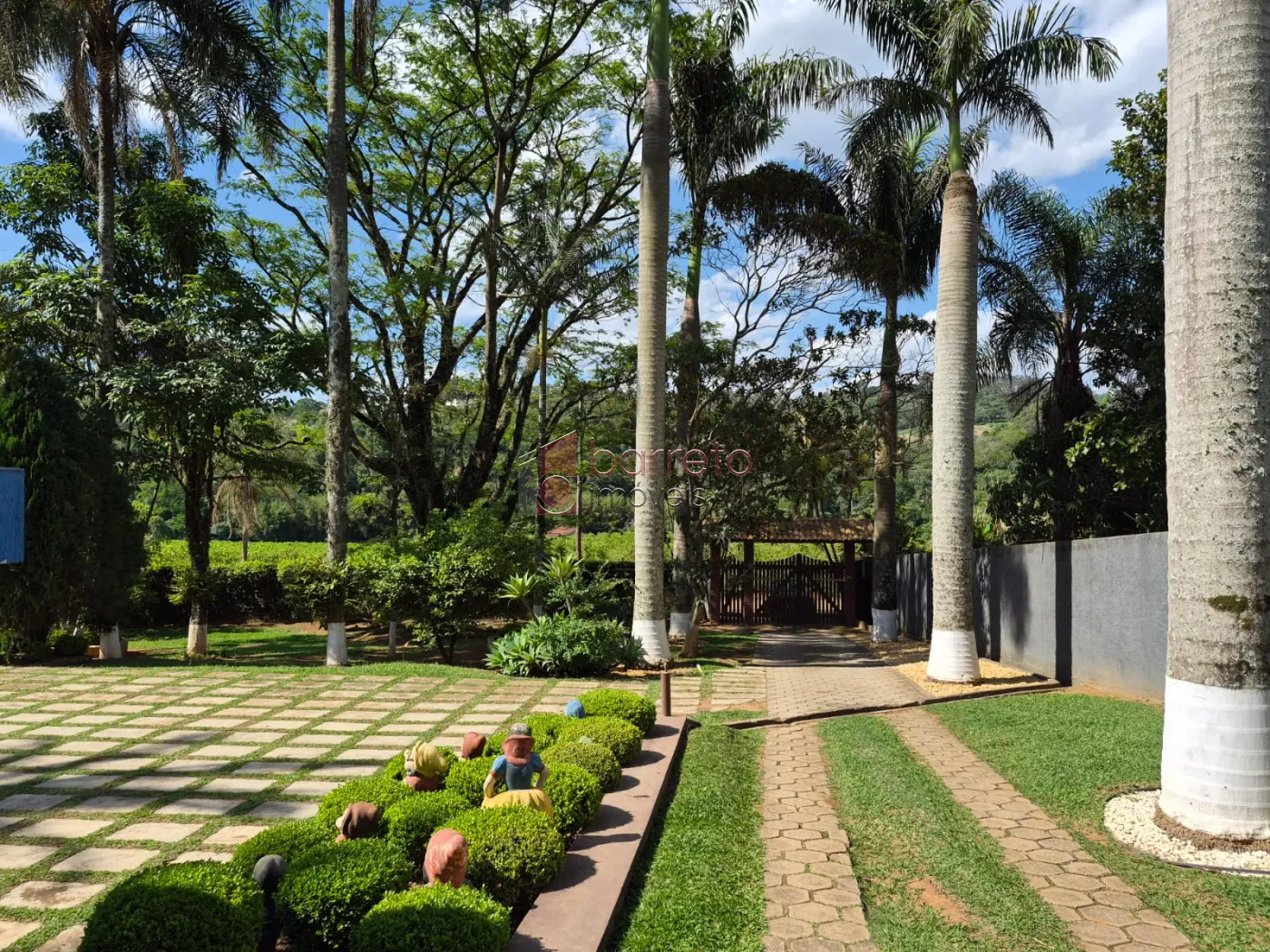 CHÁCARA COM 2.610 M² À VENDA NO LOTEAMENTO IARA EM ATIBAIA/SP