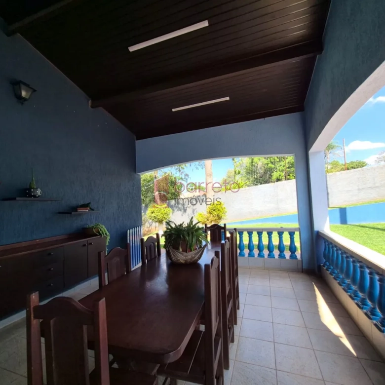CHÁCARA COM 2.610 M² À VENDA NO LOTEAMENTO IARA EM ATIBAIA/SP