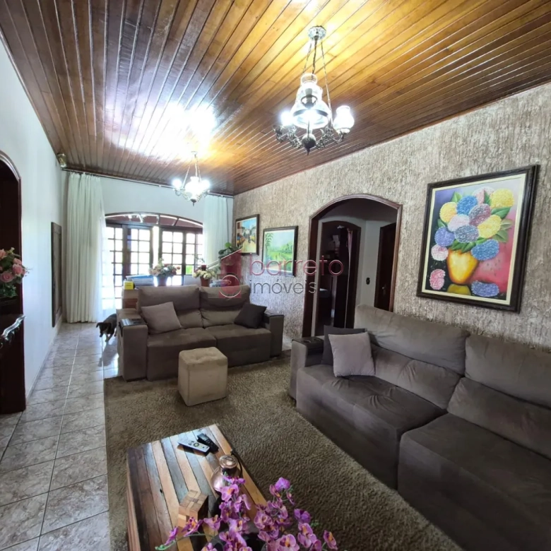CHÁCARA COM 2.610 M² À VENDA NO LOTEAMENTO IARA EM ATIBAIA/SP
