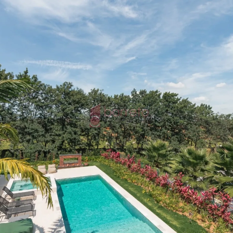 CASA PARA VENDA NO CONDOMÍNIO JAPY GOLF CLUB – CABREÚVA/SP