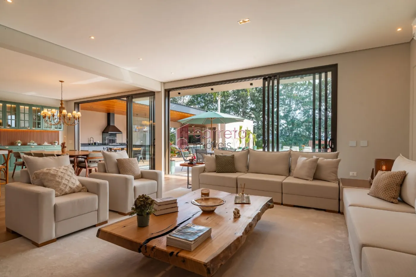 CASA PARA VENDA NO CONDOMÍNIO JAPY GOLF CLUB – CABREÚVA/SP