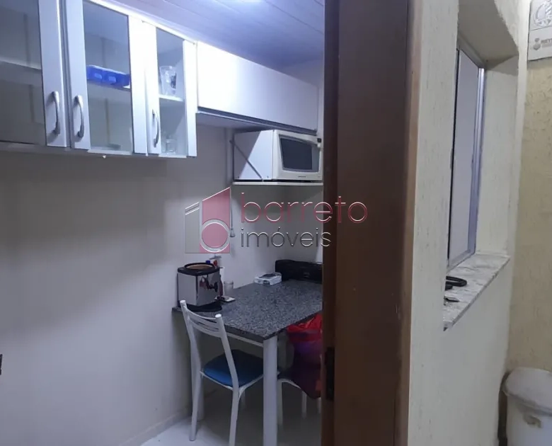 TERRENO COM EDÍCULA  À VENDA NO CONDOMÍNIO VILA PRECIOSA EM CABREÚVA/SP
