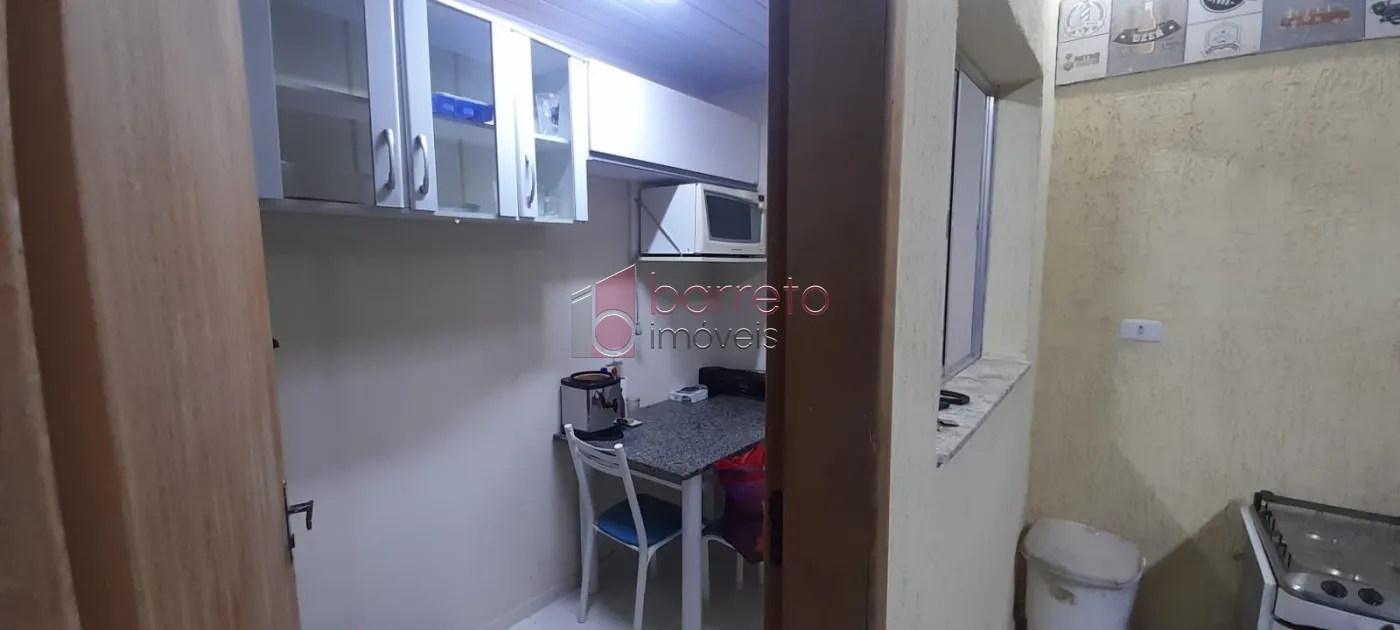 TERRENO COM EDÍCULA  À VENDA NO CONDOMÍNIO VILA PRECIOSA EM CABREÚVA/SP