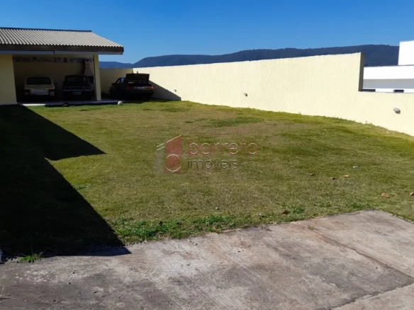 TERRENO COM EDÍCULA  À VENDA NO CONDOMÍNIO VILA PRECIOSA EM CABREÚVA/SP