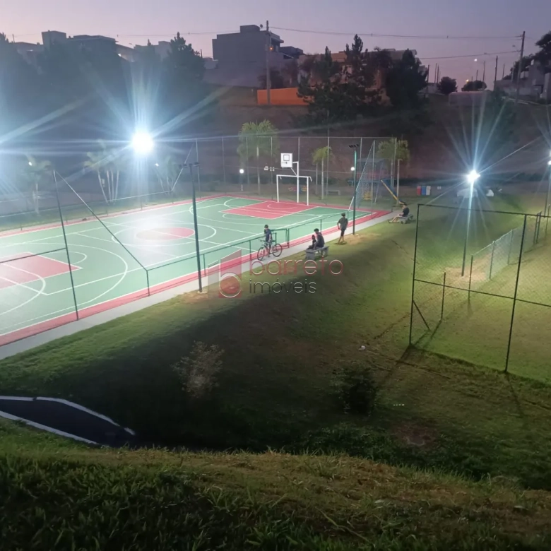 TERRENO COM EDÍCULA  À VENDA NO CONDOMÍNIO VILA PRECIOSA EM CABREÚVA/SP