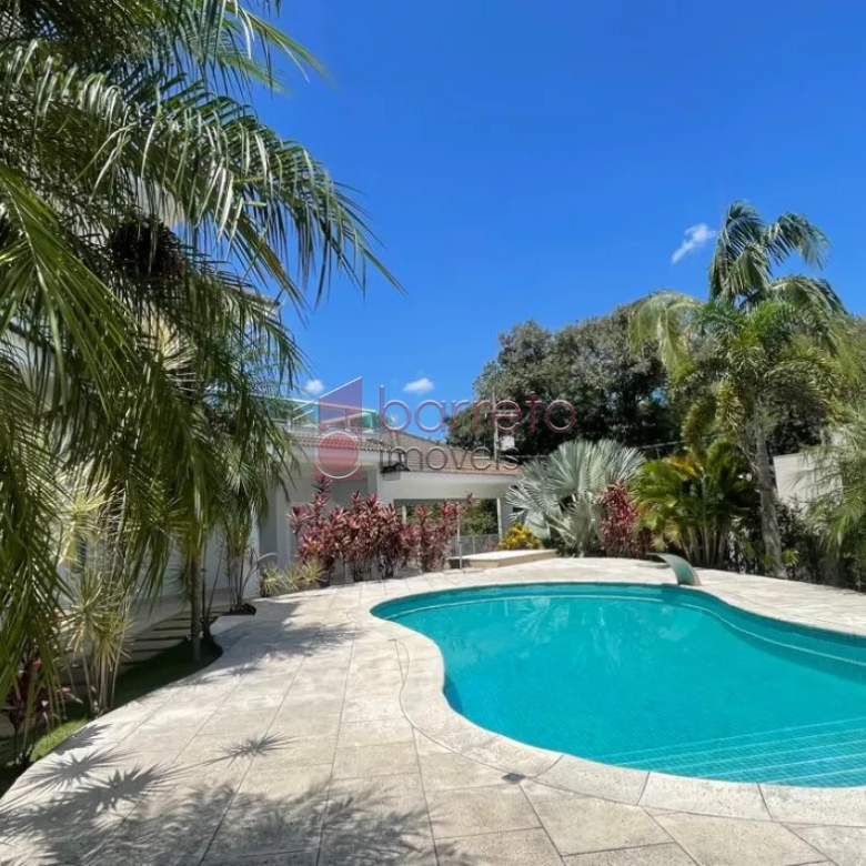 CASA DE TERRENO À VENDA NO CONDOMÍNIO PARADISE – CABREÚVA/SP