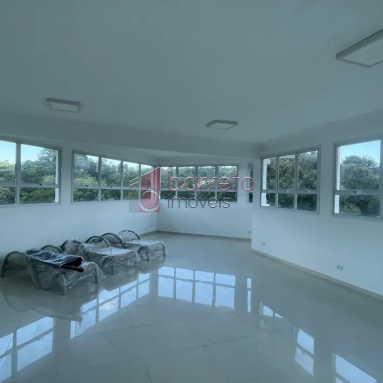 CASA DE TERRENO À VENDA NO CONDOMÍNIO PARADISE – CABREÚVA/SP