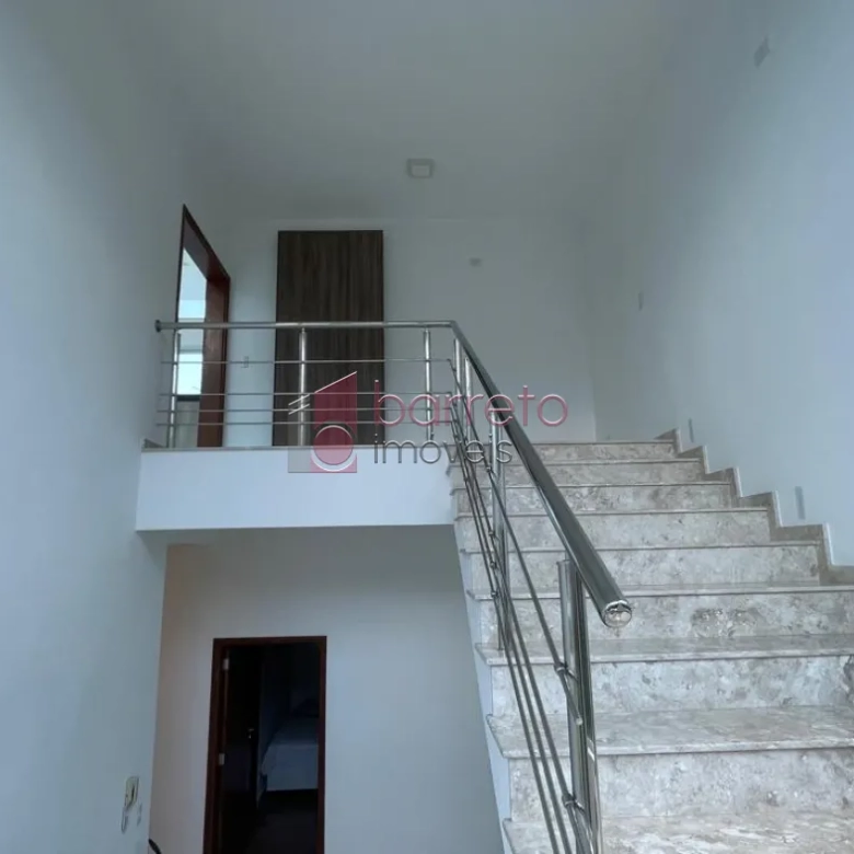 CASA DE TERRENO À VENDA NO CONDOMÍNIO PARADISE – CABREÚVA/SP