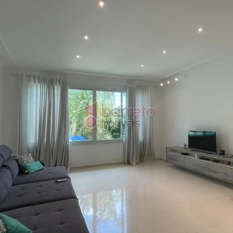 CASA DE TERRENO À VENDA NO CONDOMÍNIO PARADISE – CABREÚVA/SP