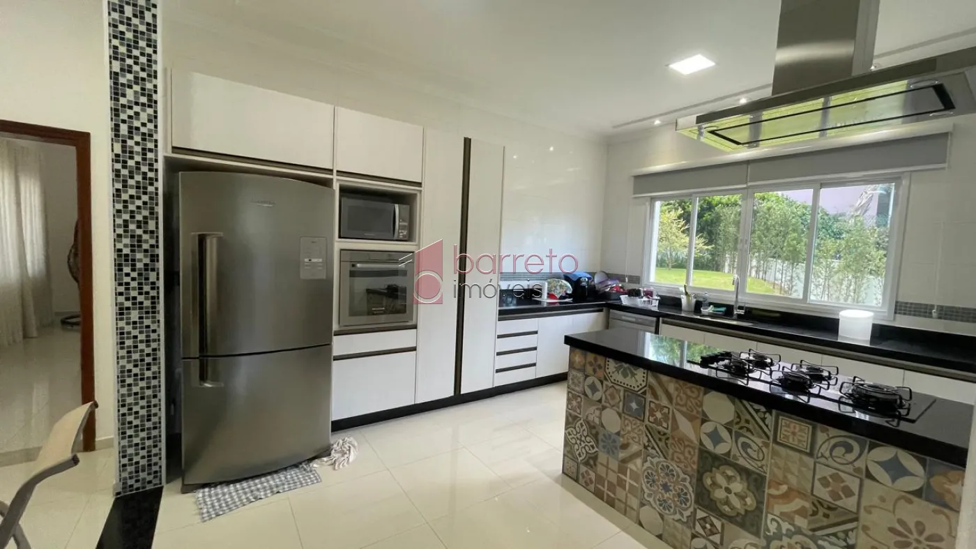 CASA DE TERRENO À VENDA NO CONDOMÍNIO PARADISE – CABREÚVA/SP