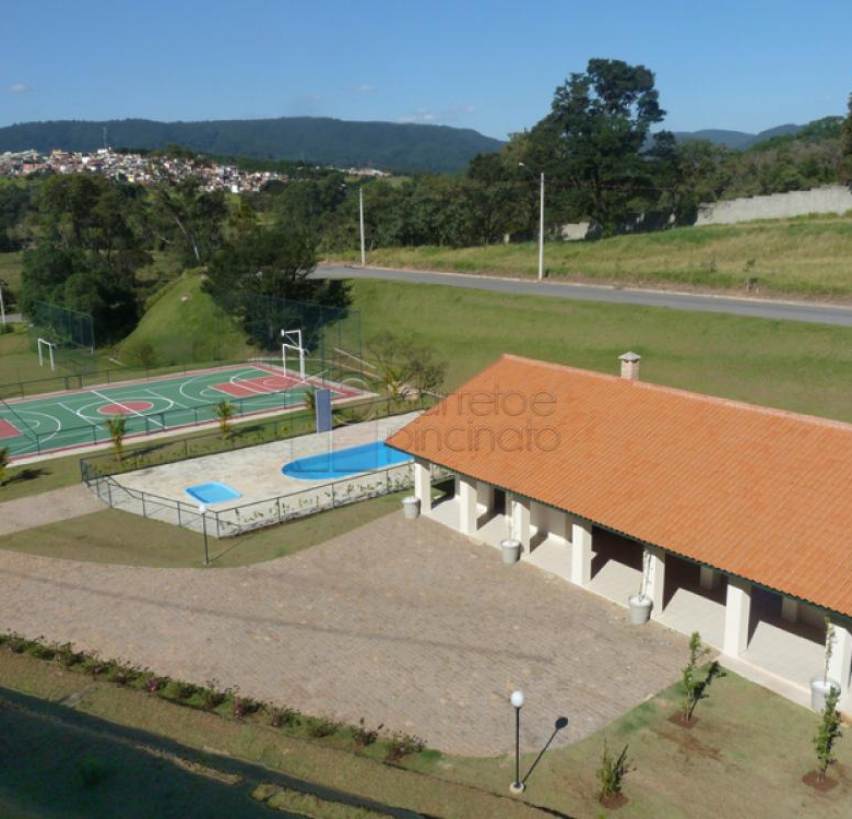 TERRENO COM EDÍCULA  À VENDA NO CONDOMÍNIO VILA PRECIOSA EM CABREÚVA/SP