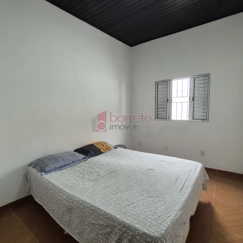 CASA COM 6 SUÍTES À VENDA EM CAMPO LIMPO PAULISTA/SP