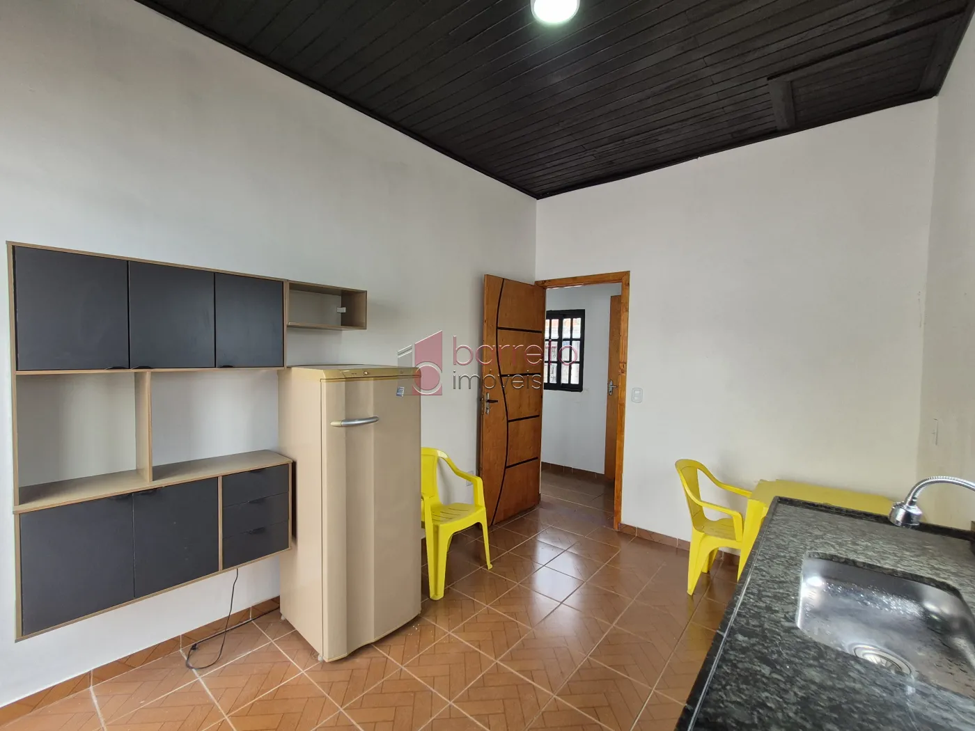 CASA COM 6 SUÍTES À VENDA EM CAMPO LIMPO PAULISTA/SP