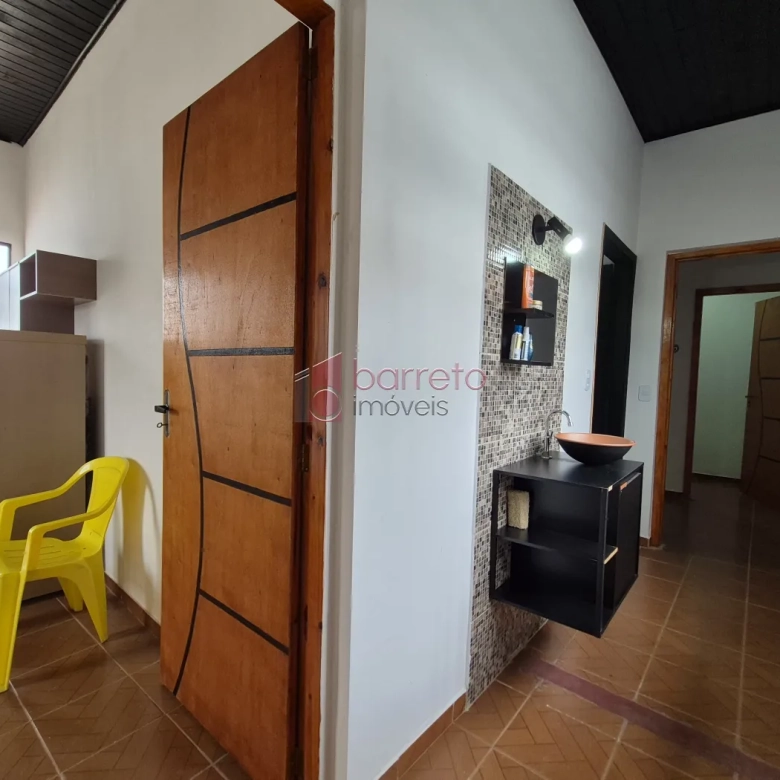 CASA COM 6 SUÍTES À VENDA EM CAMPO LIMPO PAULISTA/SP