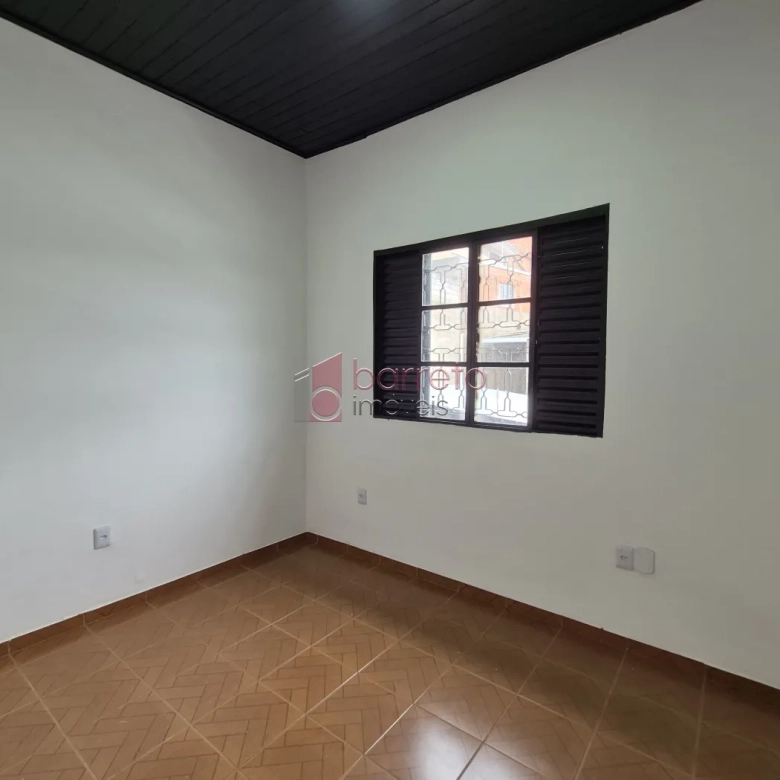 CASA COM 6 SUÍTES À VENDA EM CAMPO LIMPO PAULISTA/SP