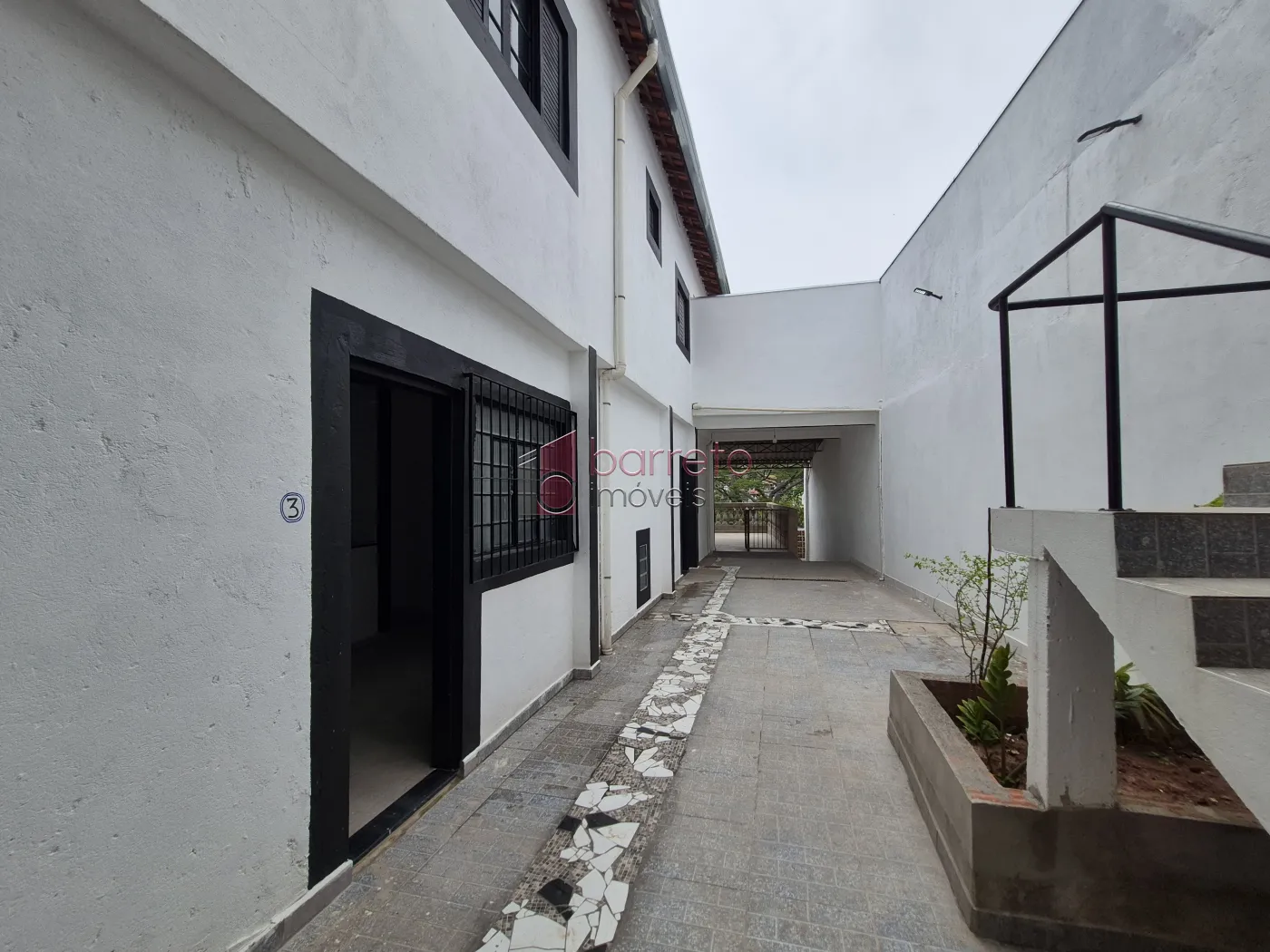 CASA COM 6 SUÍTES À VENDA EM CAMPO LIMPO PAULISTA/SP